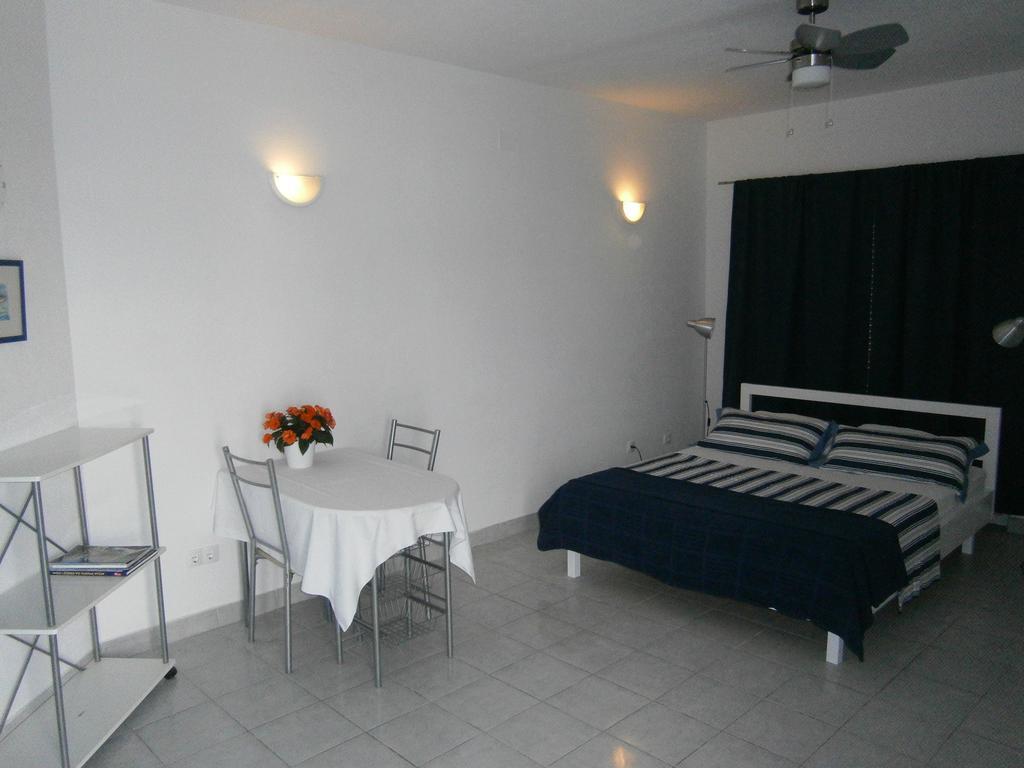 Apartments Grbin (Adults Only) Lumbarda Room photo