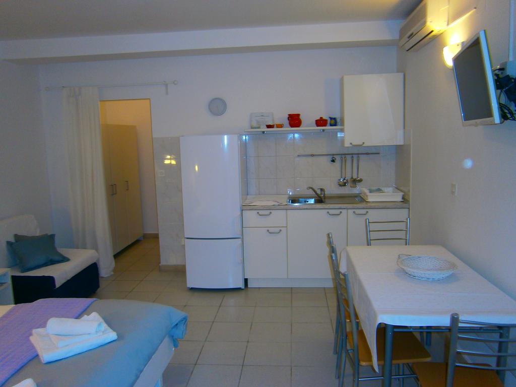 Apartments Grbin (Adults Only) Lumbarda Exterior photo